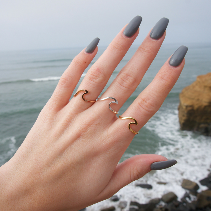 AZ - Wave Ring